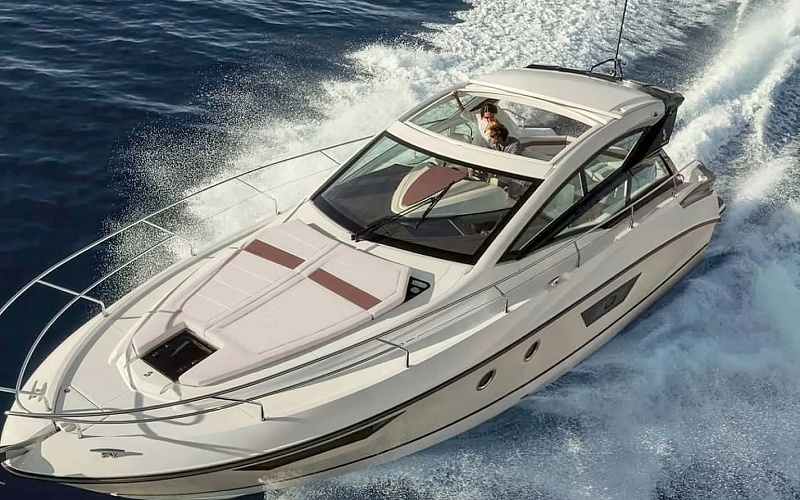 Beneteau GT 40
